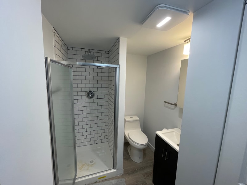 Building Photo - 30 N Terrace Ave