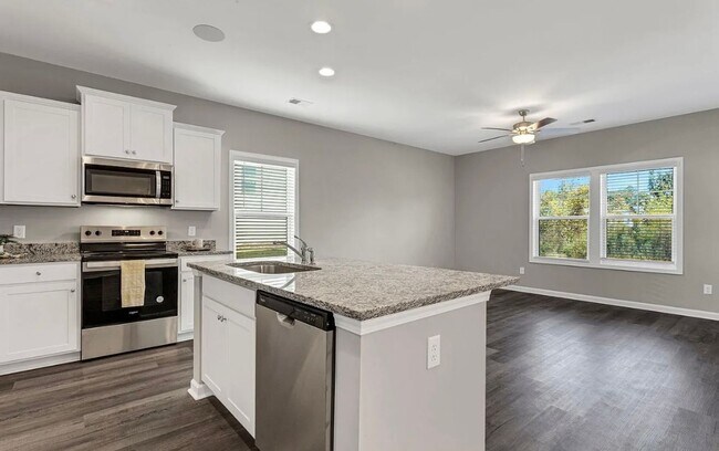 Building Photo - Stunning 3/2.5 Townhome Available Now!