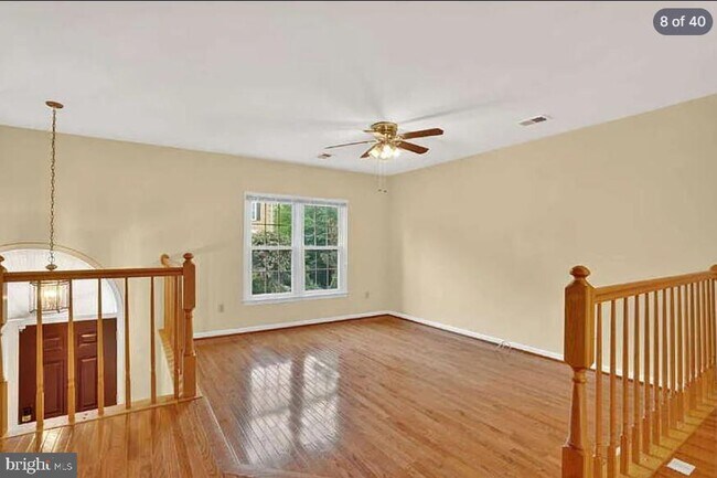 Building Photo - 7427 Salford Ct