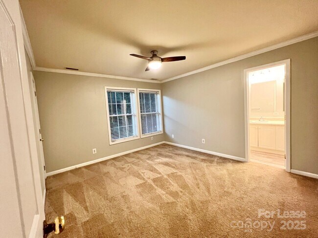 Building Photo - 7014 Elm Hill Ct