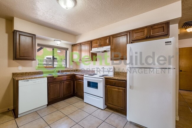 Building Photo - CALL US TODAY AT (505) 808-6467 TO SCHEDULE A CONVENIENT SHOWING