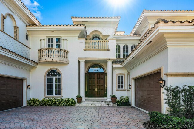 Building Photo - 4900 Sanctuary Ln