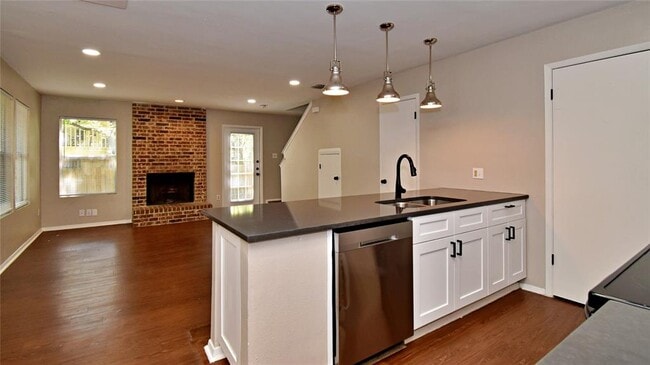 Building Photo - 4411 Whispering Valley Dr