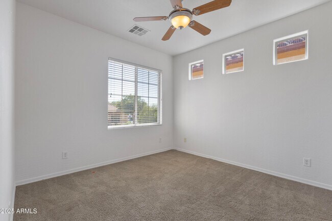 Building Photo - 785 W Village Pkwy