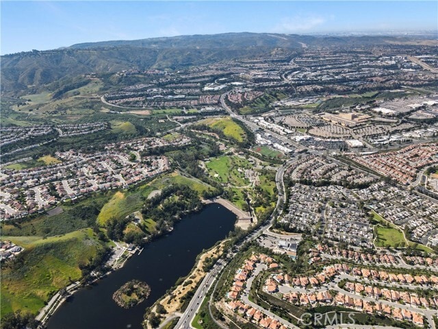 Building Photo - 28721 Via Pasatiempo