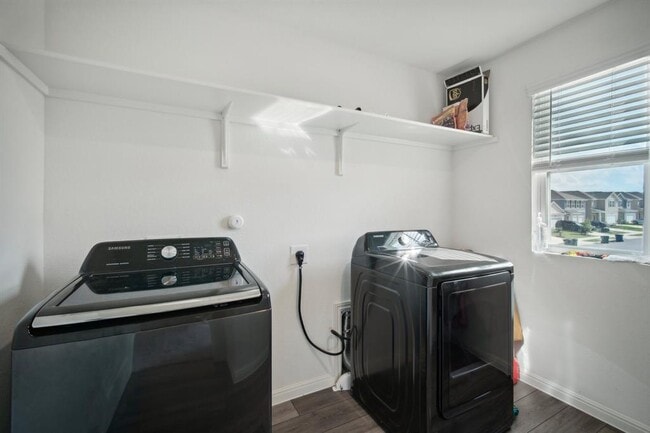 Building Photo - 403 Redfish Ln