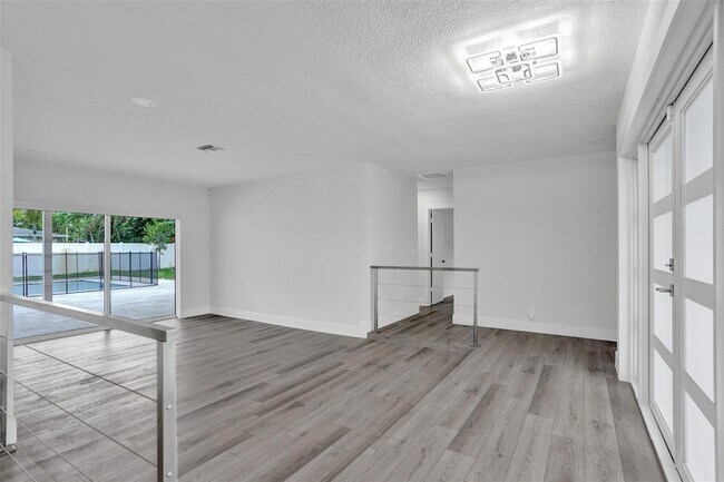 Building Photo - 5361 SW 7th St