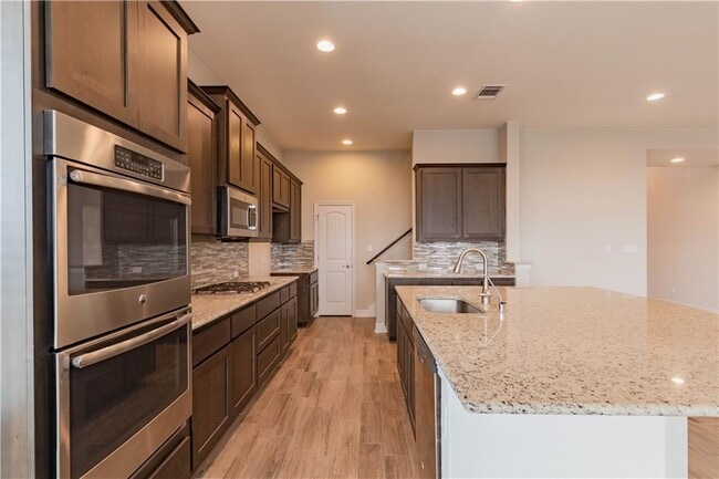 Building Photo - 6224 Lake Teravista Way