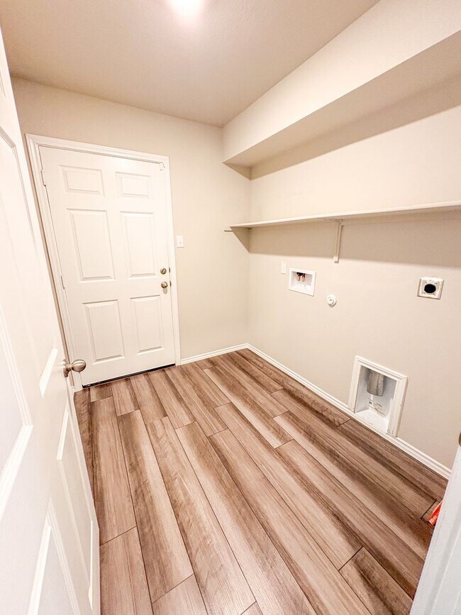 Building Photo - 8612 Cantera Rdg Rd