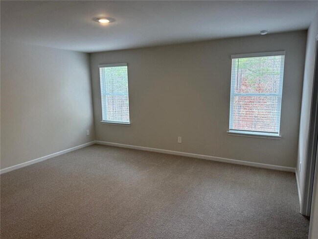 Building Photo - 181 Vly Oak Dr