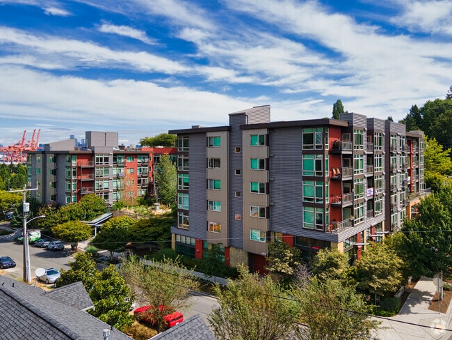 Primary Photo - Youngstown Flats
