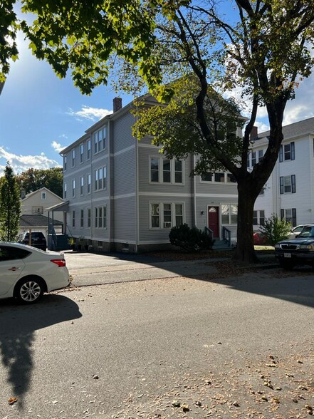 Building Photo - 40 Fairfax Rd