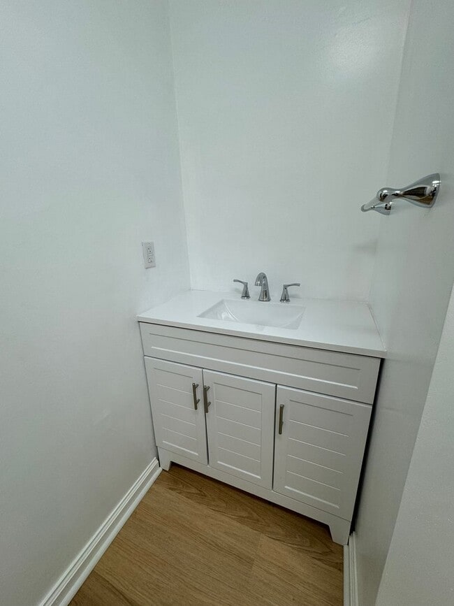 Building Photo - 133 Briarwood Rd