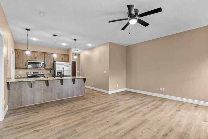 Building Photo - 102 E Mills Rd