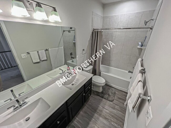 Building Photo - 7731 Blackburn Ridge Dr