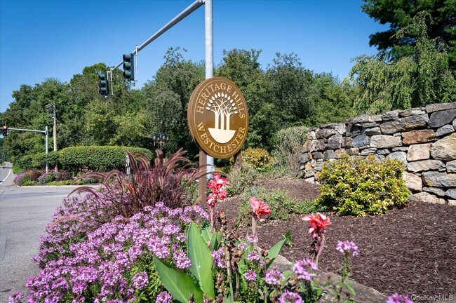 Building Photo - 785 Heritage Hills