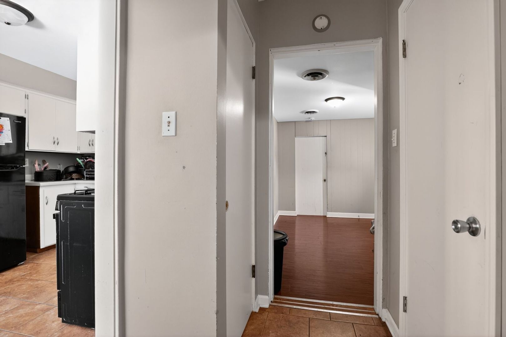 Building Photo - 800 W Joliet St