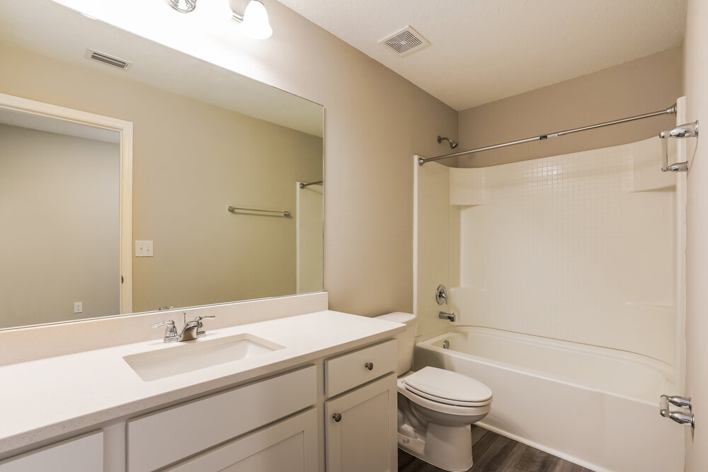 Building Photo - 807 Kings Pine Ct