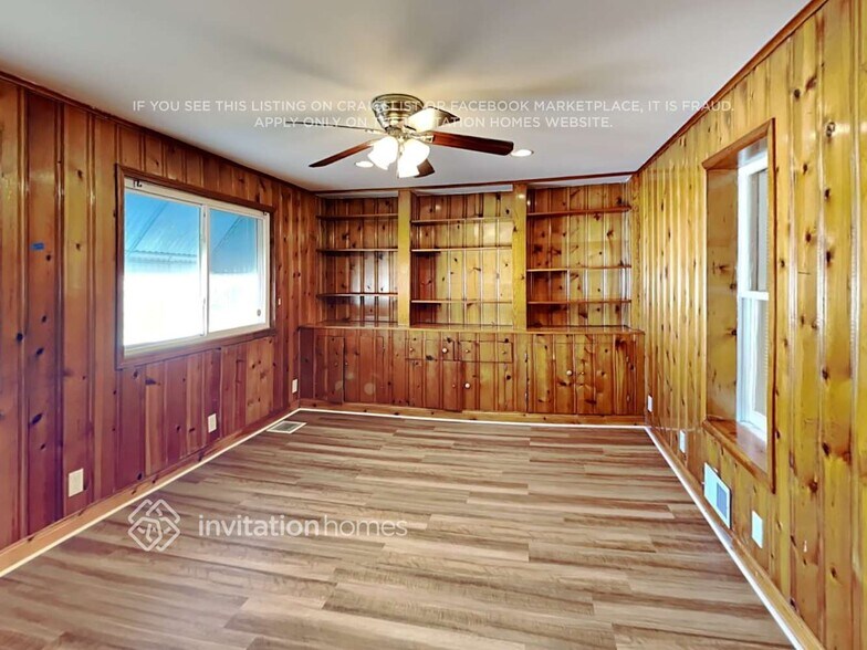 Building Photo - 3110 N Austin Ave