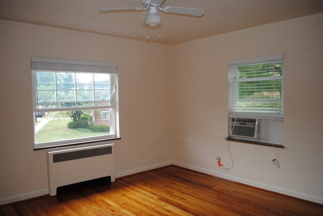 Building Photo - 3424 Shaw Ave