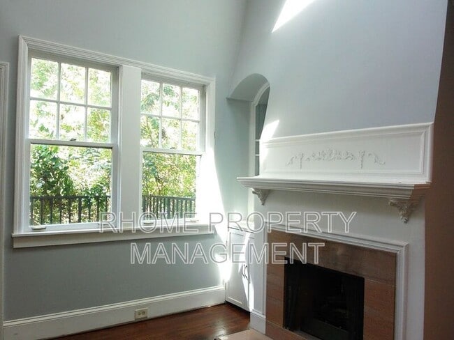 Building Photo - 1078 Piedmont Ave NE