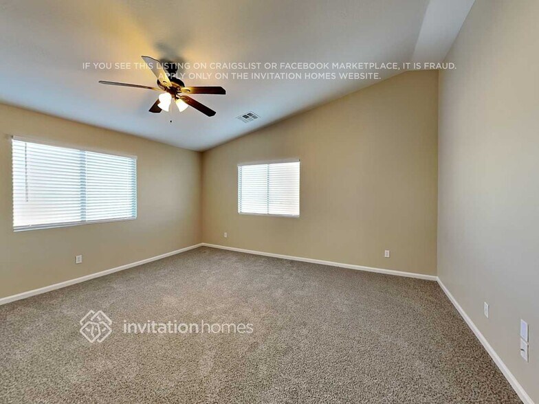 Building Photo - 11322 W Pierson St