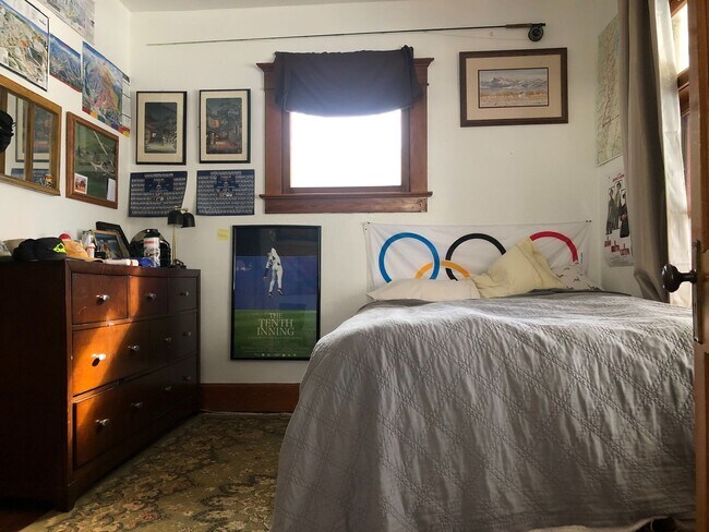 Building Photo - Charming, Spacious Rental in Old Town Fort Collins | Avail. 08/01/2026