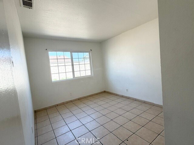 Building Photo - 6855 Farrier Ave