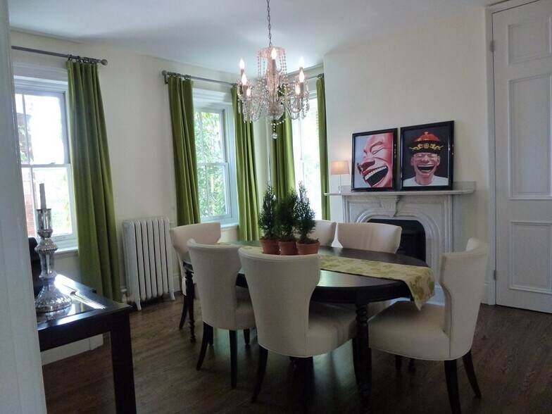 Building Photo - 26 Adams St