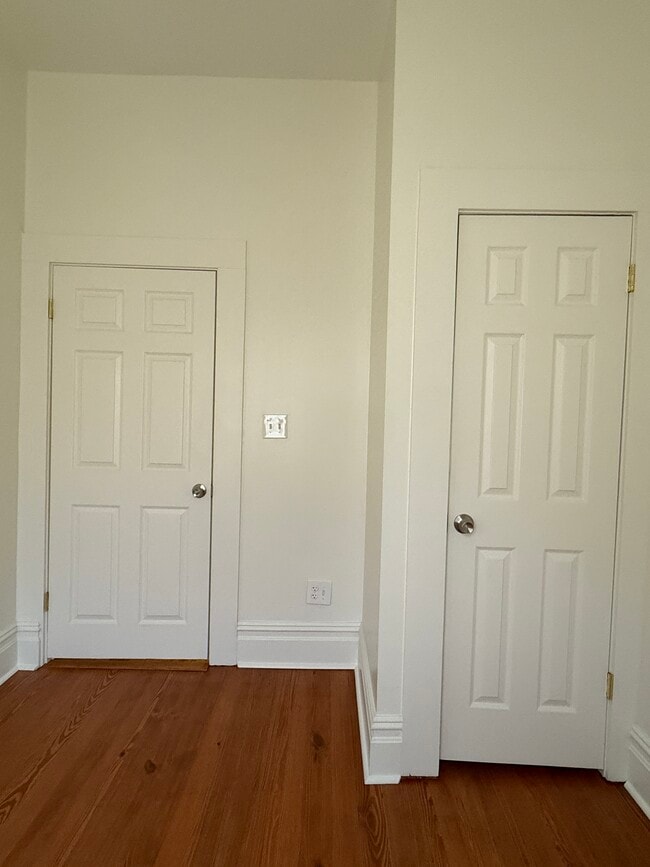 Building Photo - Renovated Historic Home