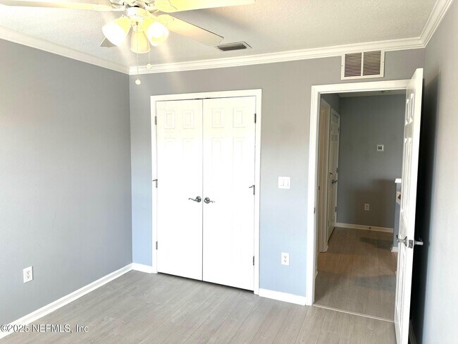 Building Photo - 6319 Autumn Berry Cir