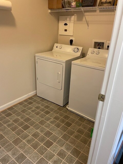 Building Photo - 700 Cattail Cv