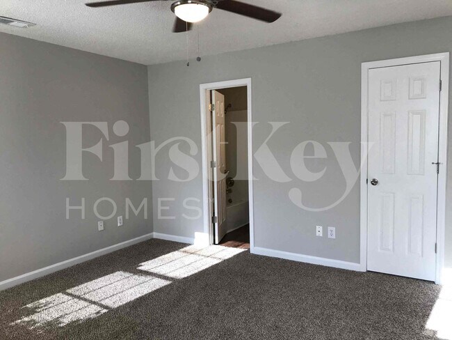 Building Photo - 182 Cedar Bend Dr