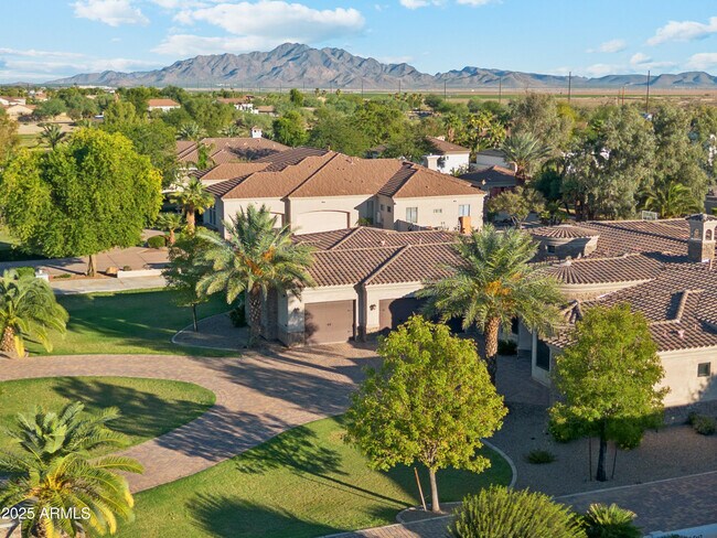 Building Photo - 11407 E Bellflower Ct