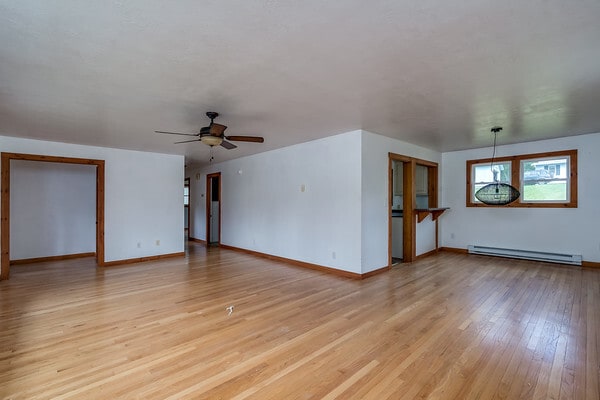 Building Photo - 110 Main St