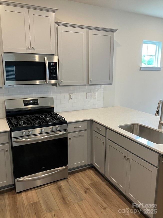 Building Photo - 223 Haddonsfield Dr