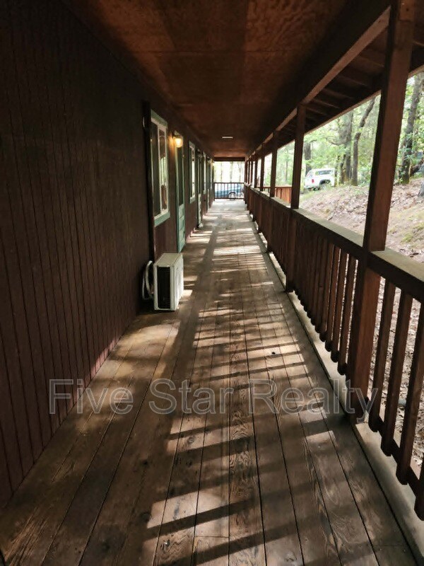 Building Photo - 12896 Rices Crossing Rd