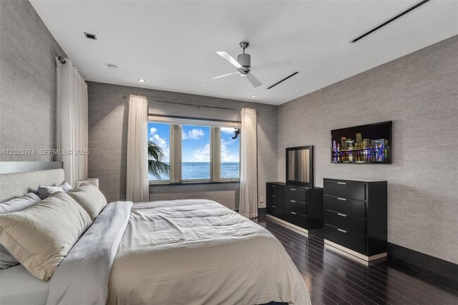 Building Photo - 760 S Mashta Dr