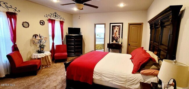 Building Photo - 13212 Emerald Hills St