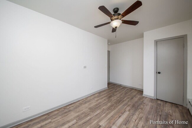 Building Photo - 2 West St