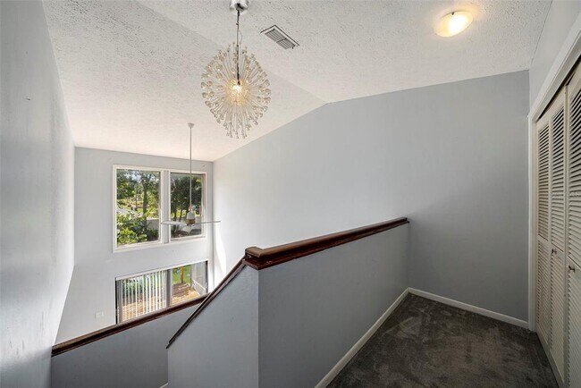Building Photo - 4008 Circlewood Ct