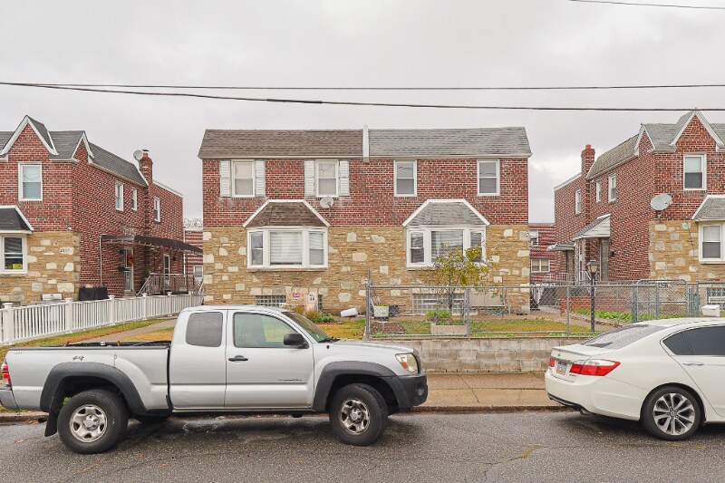 Primary Photo - 2421 Vista St