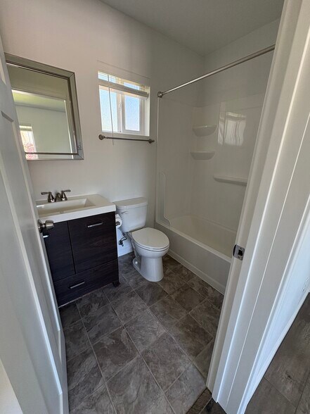 Primary bathroom - 1816 Scammell Ave NW