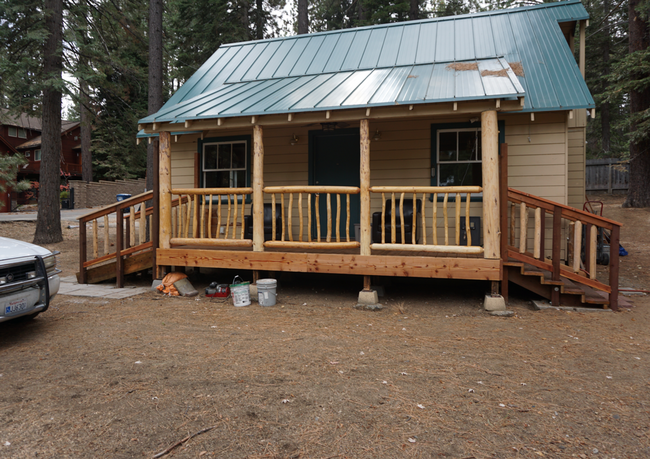 Primary Photo - Cozy cabin in the woods