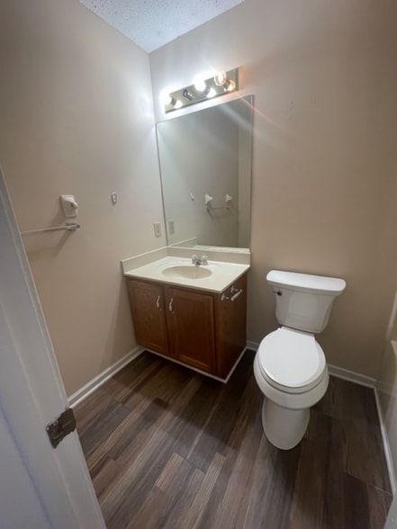 Building Photo - 601 Mountain Cove