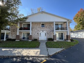 Building Photo - West Summerset Apartments