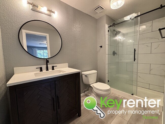 Building Photo - Remodeled 3-Bedroom Home in Steilacoom wit...