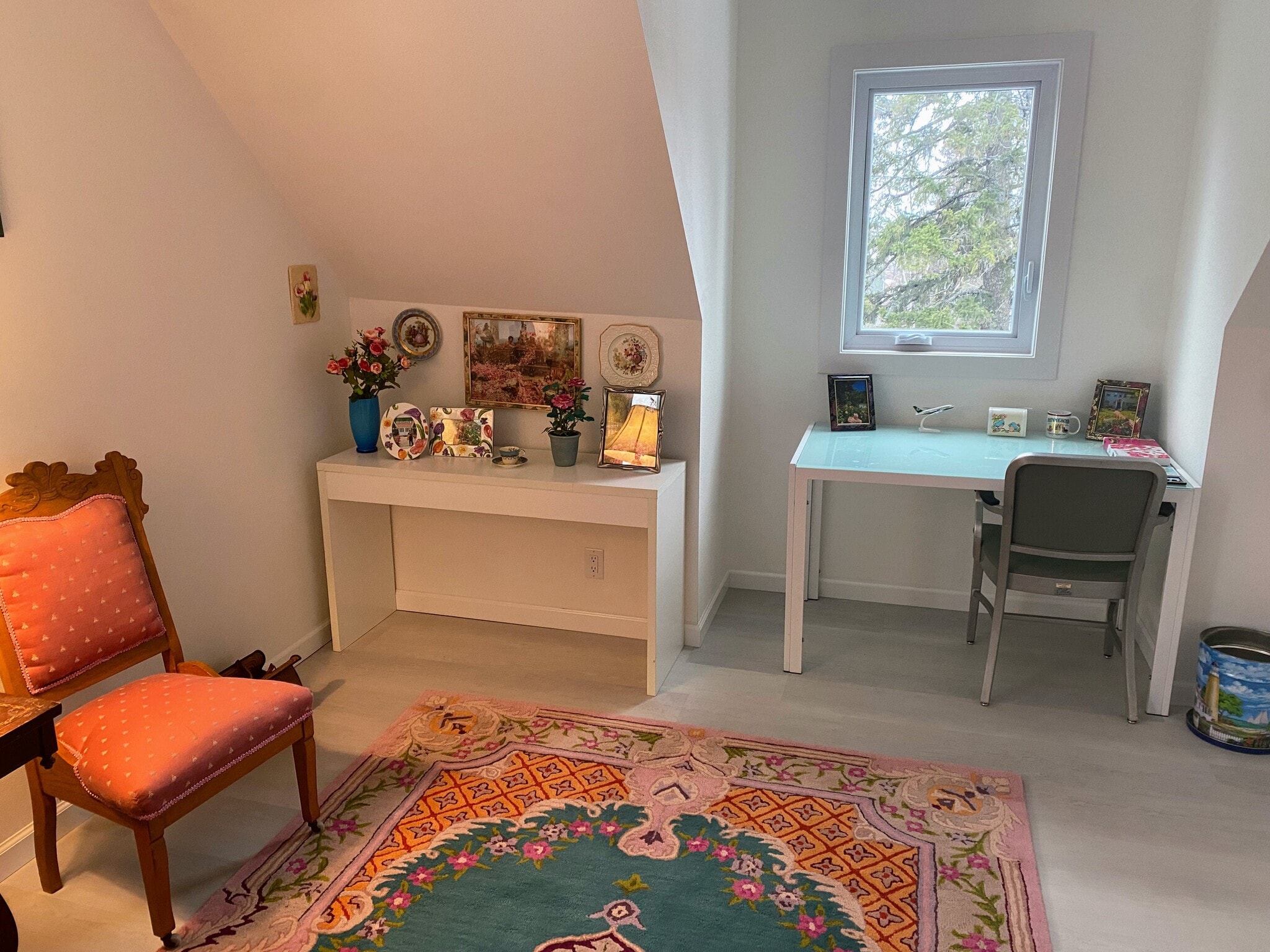 Building Photo - 8 E College St