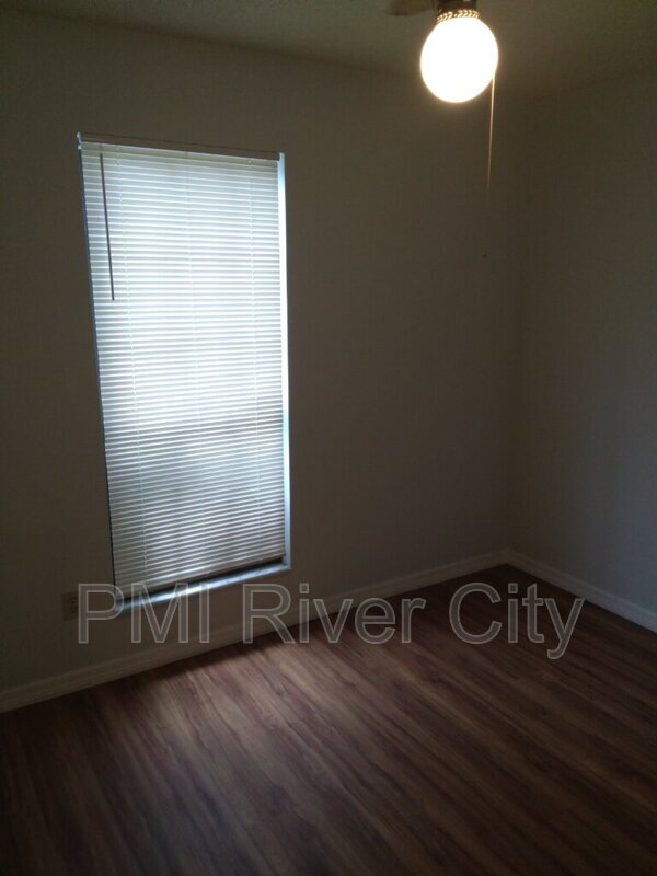 Building Photo - 7491 Countryman Ln