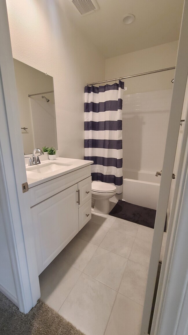 Building Photo - 8383 Tahoe St